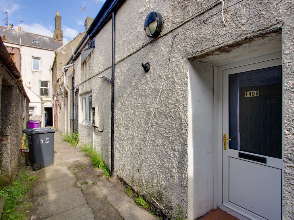 2 bed flat for sale in High Street, Montrose DD10, £69,950