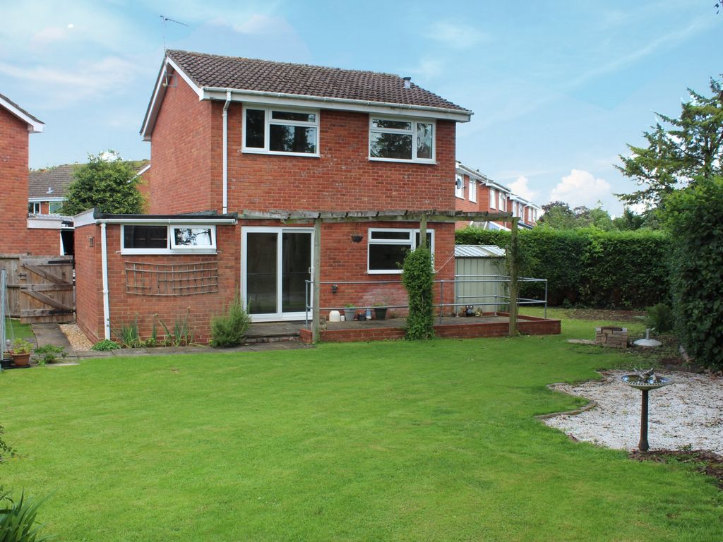 3 bed detached house for sale in Cralves Mead, Tenbury Wells WR15, £275,000