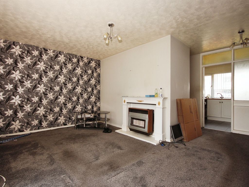 3 bed maisonette for sale in Roseberry Avenue, Coventry CV2, £80,000