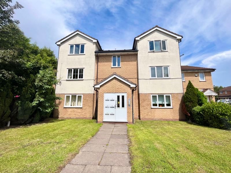 2 bed flat for sale in Foxdale Drive, Brierley Hill DY5, £75,000