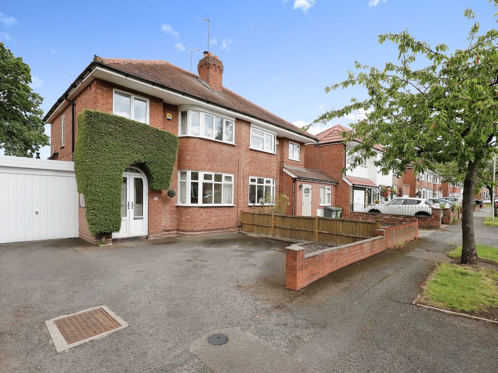 3 bed semi-detached house for sale in Scott Avenue, Wolverhampton, West Midlands WV4, £260,000