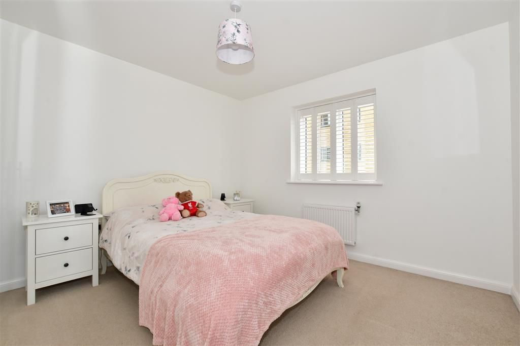 2 bed property for sale in Eleanor Close, Dartford, Kent DA1, £300,000