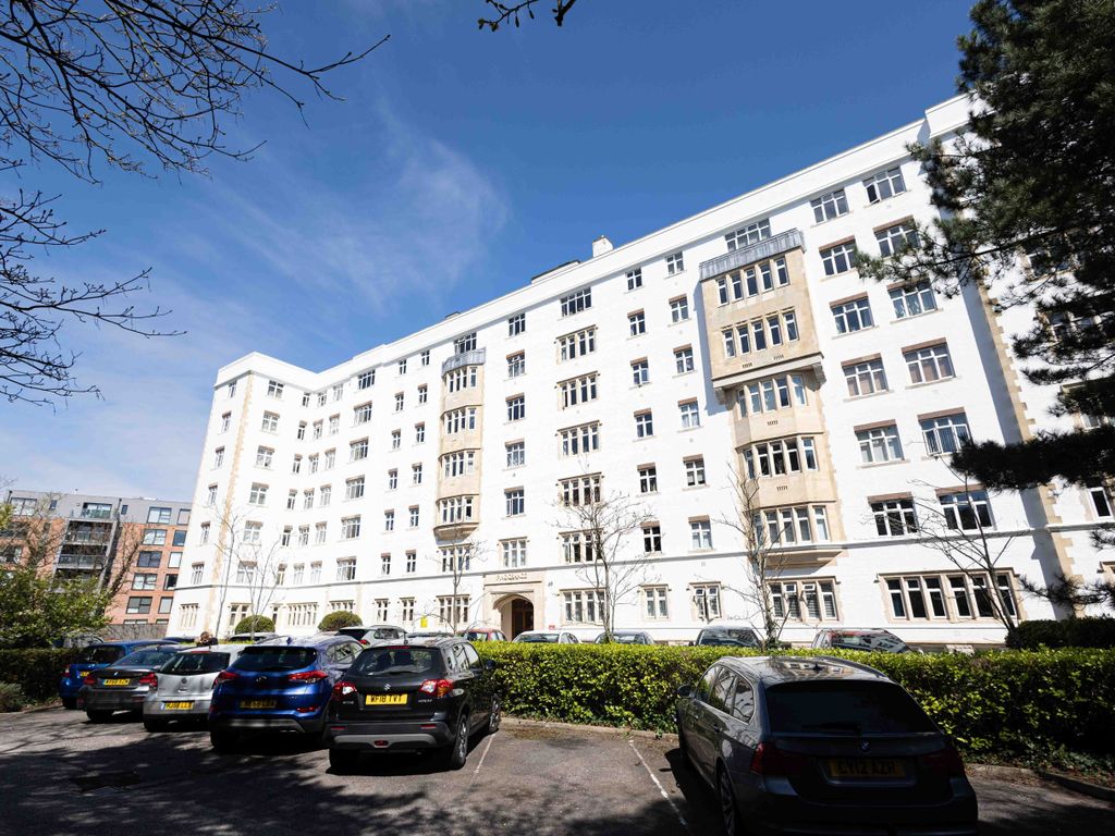 2 bed flat for sale in Bath Road, Bournemouth BH1, £230,000