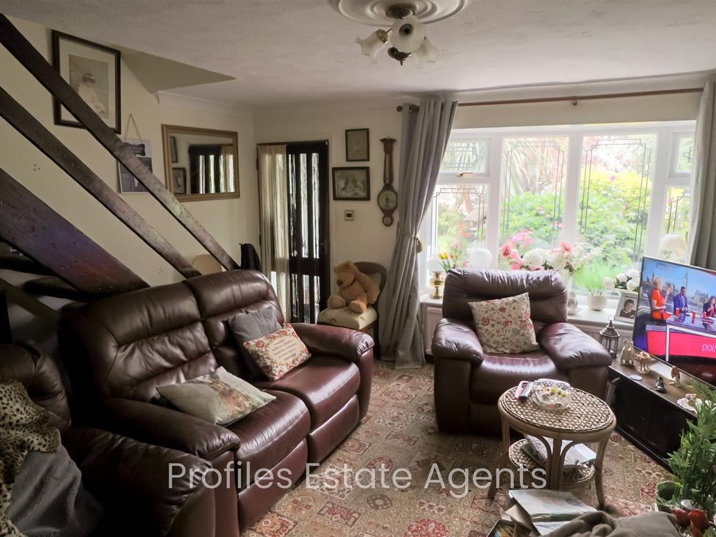 2 bed terraced house for sale in Manor Road, Barlestone, Nuneaton CV13, £189,950