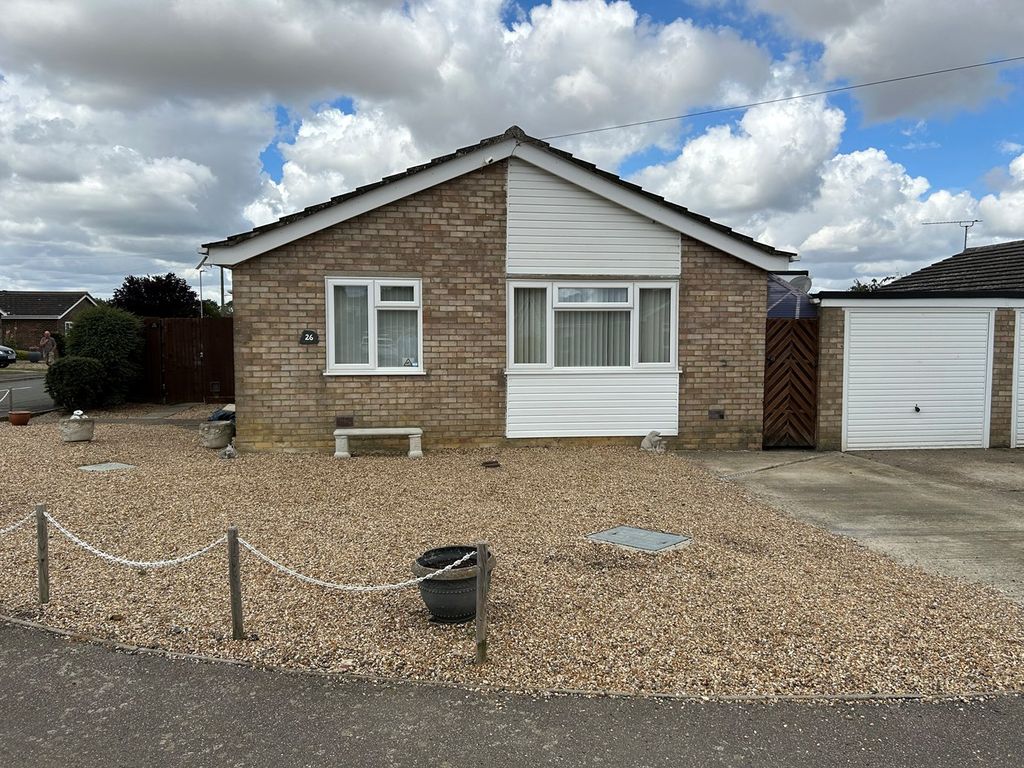 3 bed detached bungalow for sale in Birch Avenue, Bacton, Stowmarket IP14, £280,000