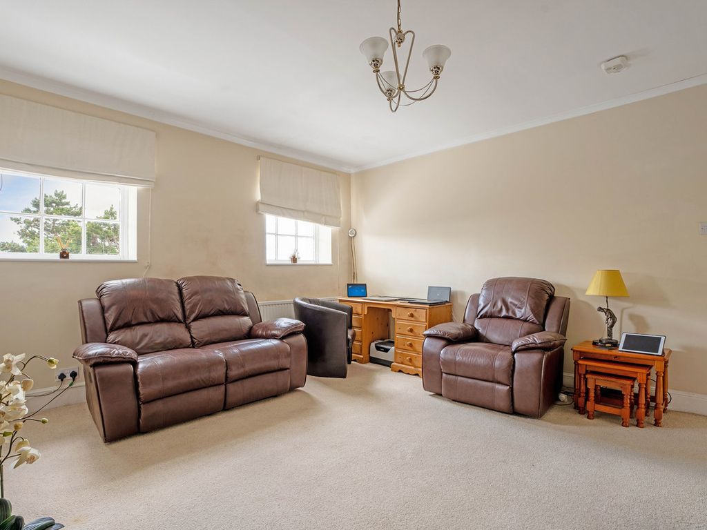 2 bed flat for sale in Clarendon Square, Leamington Spa, Warwickshire CV32, £325,000