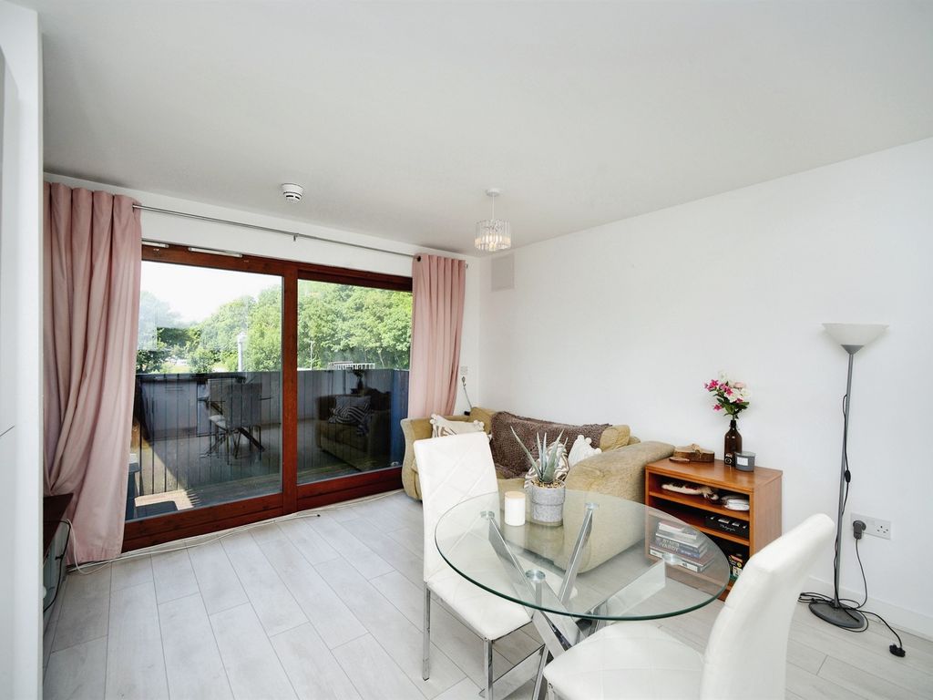 1 bed flat for sale in Taunton Road, Brighton BN2, £159,950