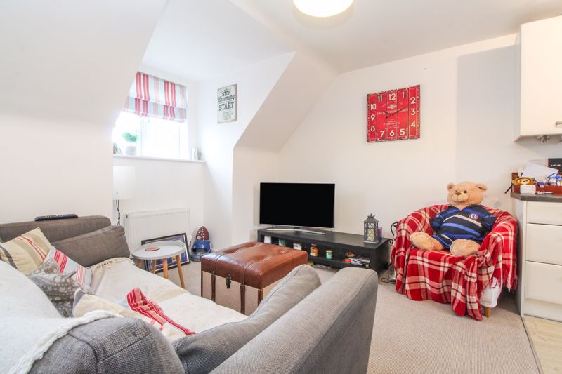 1 bed flat for sale in Wilkinson Road, Kempston MK42, £185,000