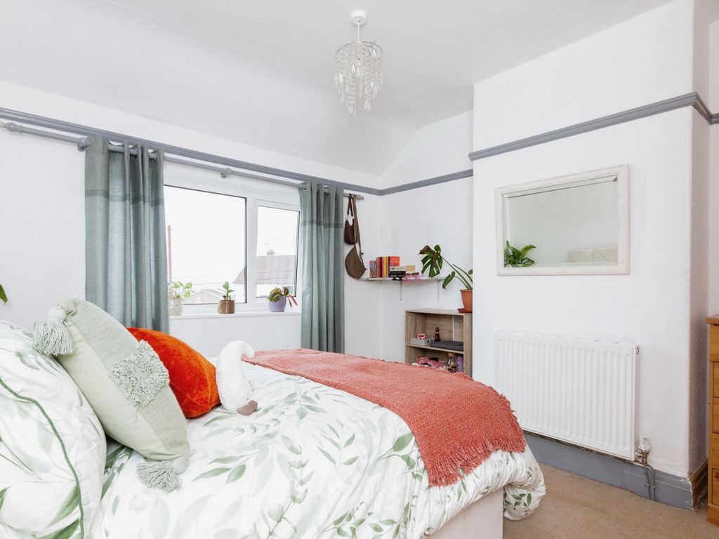 3 bed semi-detached house for sale in Llysfaen Road, Hen Golwyn, Bae Colwyn, Llysfaen Road LL29, £185,000