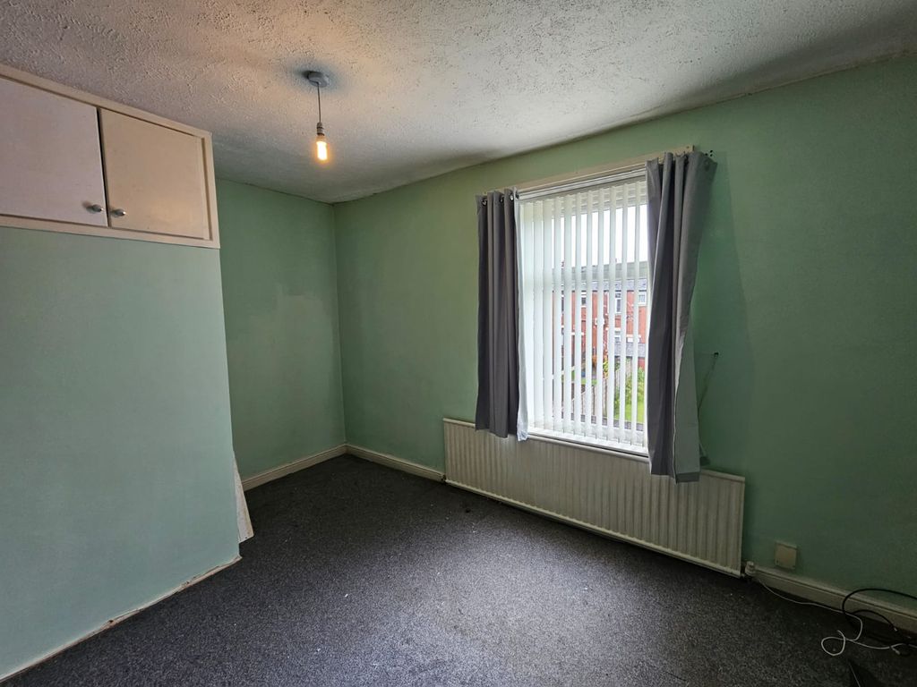 2 bed terraced house for sale in Scholes Street, Castleton OL11, £115,000