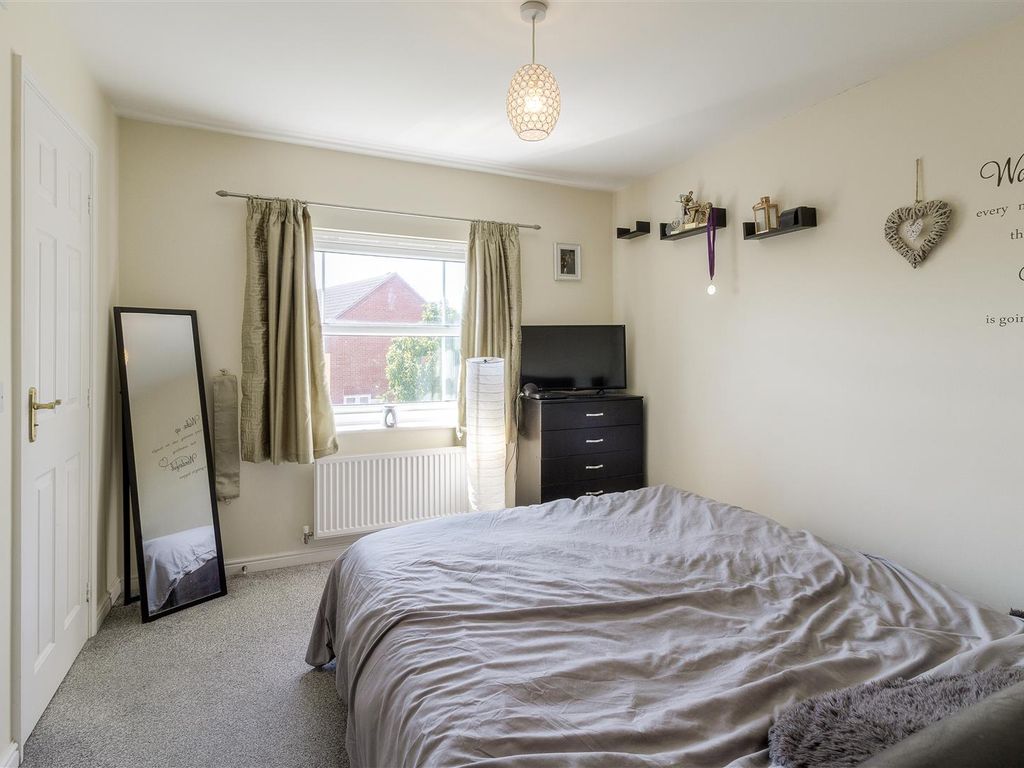 3 bed detached house for sale in John Lea Way, Wellingborough NN8, £235,000