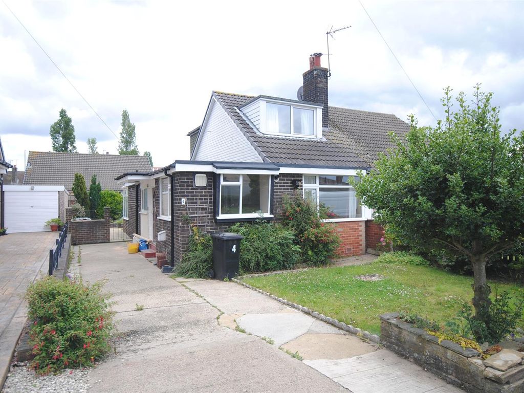 4 bed semi-detached bungalow for sale in Glebelands Close, Garforth, Leeds LS25, £220,000