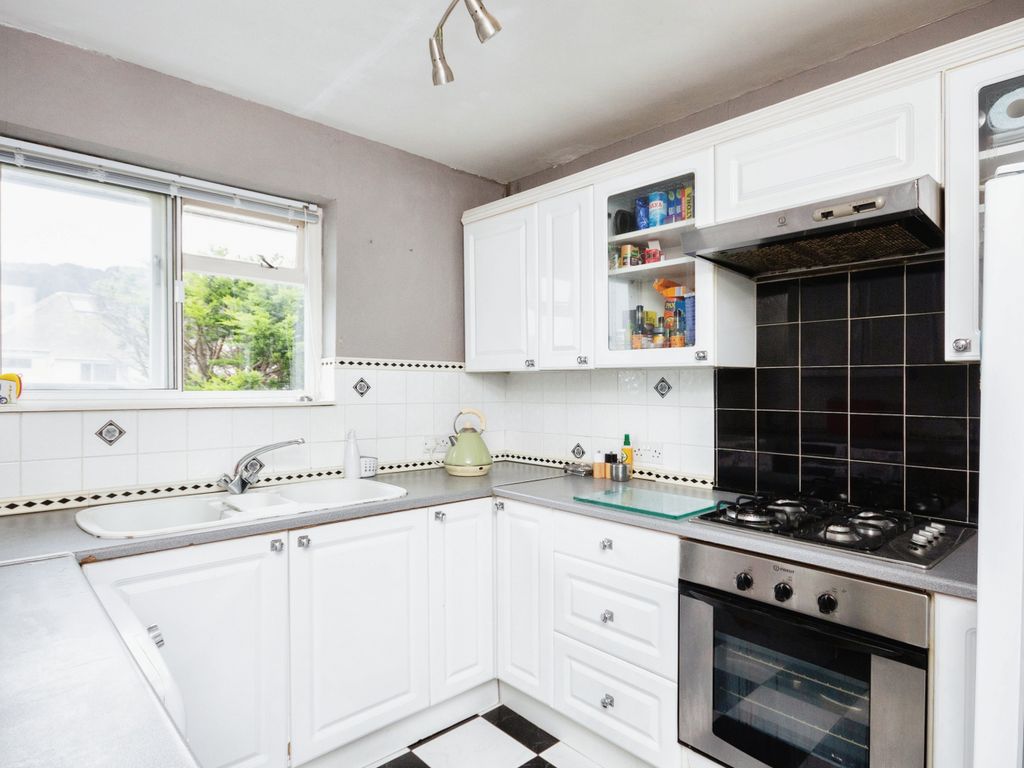 2 bed flat for sale in Liddell Drive, Llandudno, Conwy LL30, £150,000
