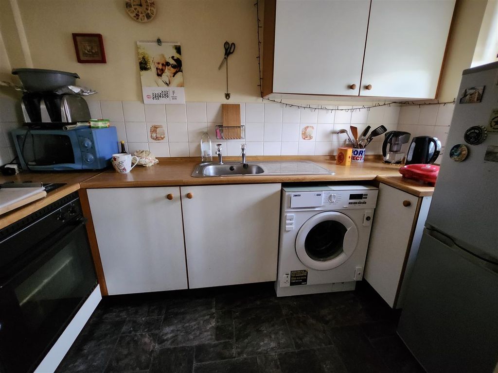 3 bed detached house for sale in Gilberthorpe Street, Rotherham S65, £60,000