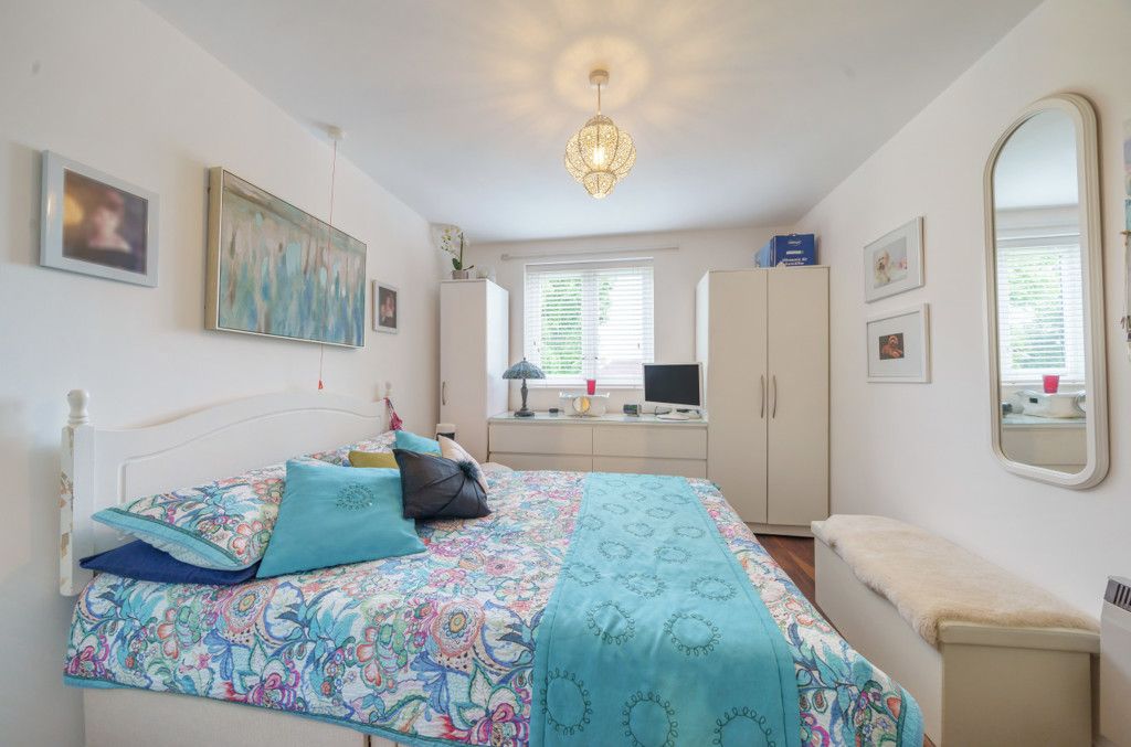 1 bed flat for sale in Juniper Court, Neal Close, Northwood HA6, £150,000