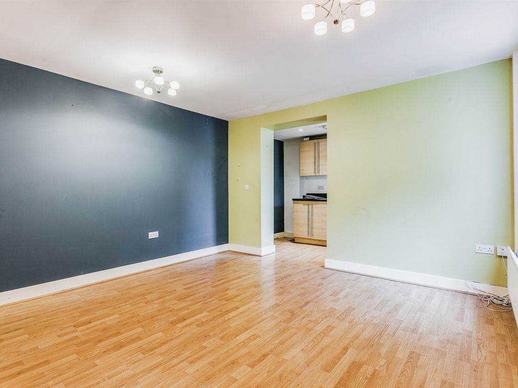 1 bed flat for sale in Woodlands Village, Sandal, Wakefield WF1, £67,500