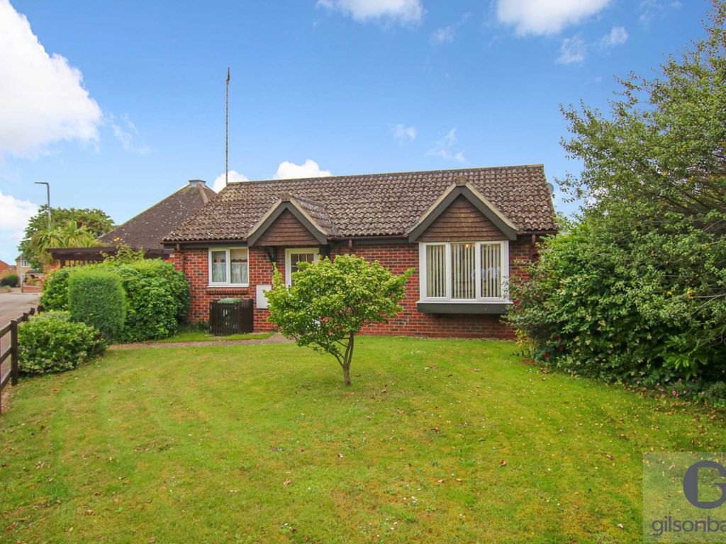 2 bed bungalow for sale in Wherry Reach, Acle NR13, £180,000