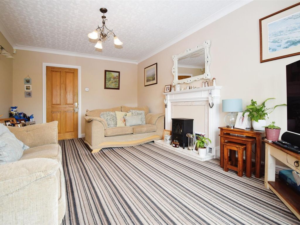 3 bed property for sale in Chapel Hill, Longridge, Preston PR3, £259,950