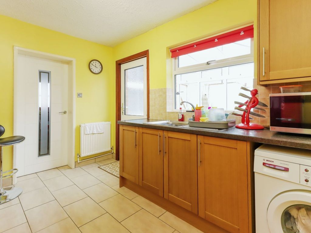 3 bed semi-detached house for sale in Castle View, Caergwrle LL12, £220,000