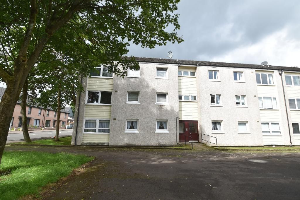 2 bed flat for sale in Littleton Drive, Summerston, Glasgow G23, £89,000