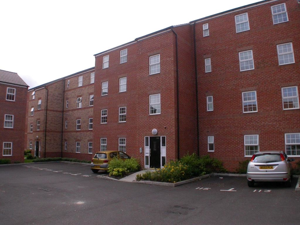 2 bed flat for sale in Potters Hollow, Bulwell, Nottingham, Nottinghamshire NG6, £90,000