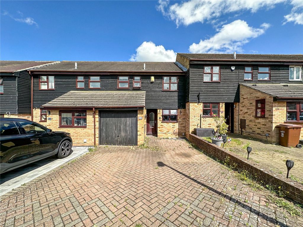 3 bed terraced house for sale in Heritage Drive, Gillingham, Kent ME7, £320,000