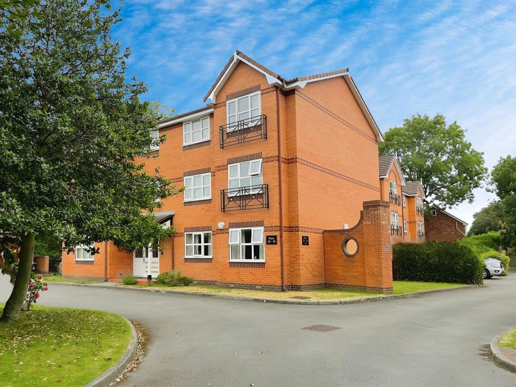 2 bed flat for sale in Charlton Drive, Sale, Greater Manchester M33, £205,000