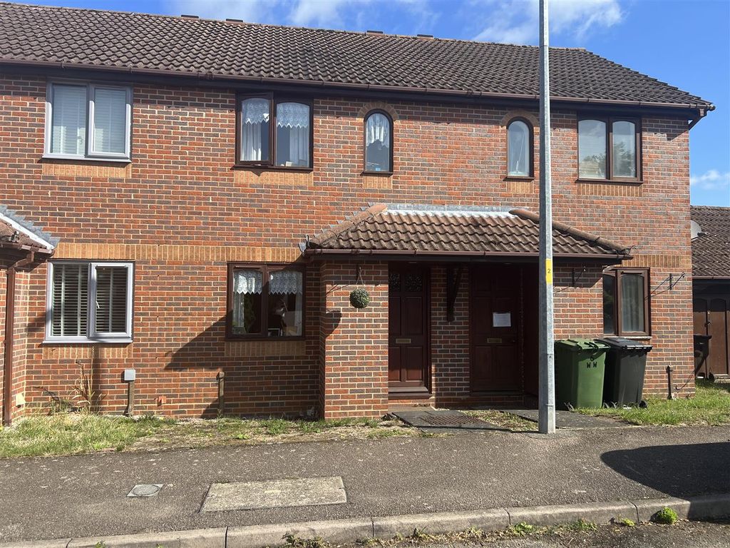 2 bed terraced house for sale in Worcester Way, Attleborough NR17, £160,000