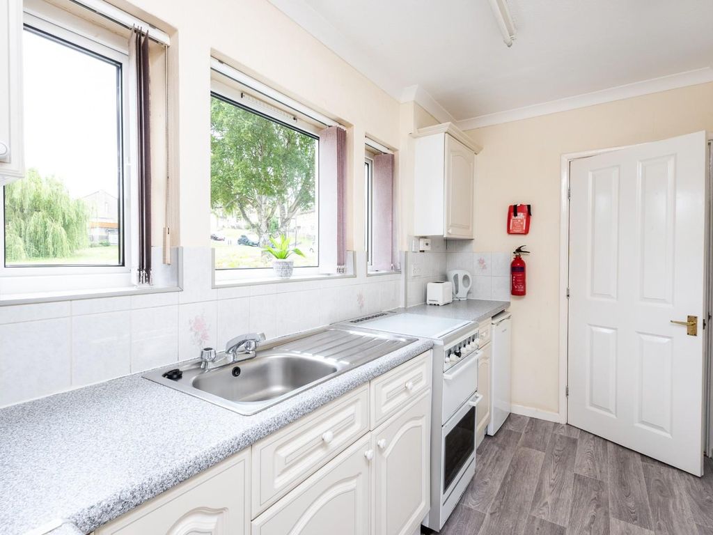 3 bed property for sale in Willow Green, Bath BA2, £335,000