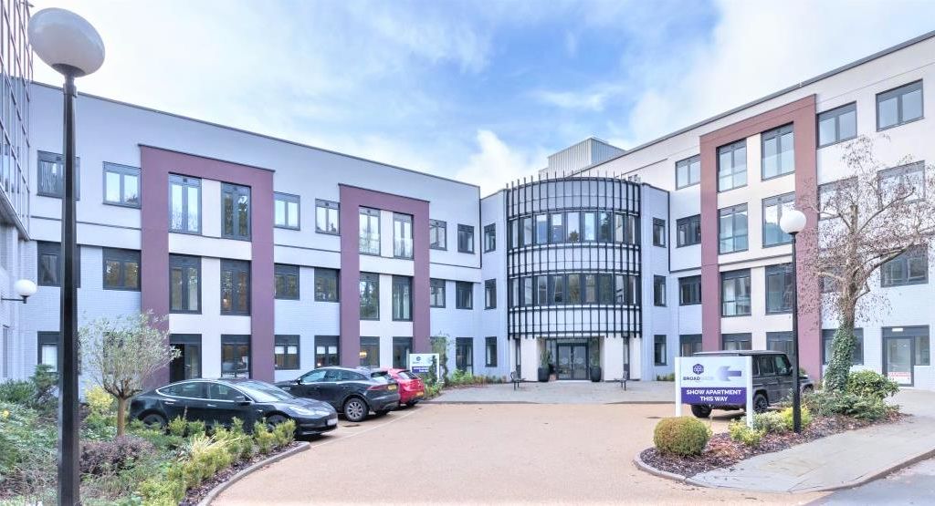 2 bed flat for sale in Streetsbrook Road, Solihull B91, £290,000