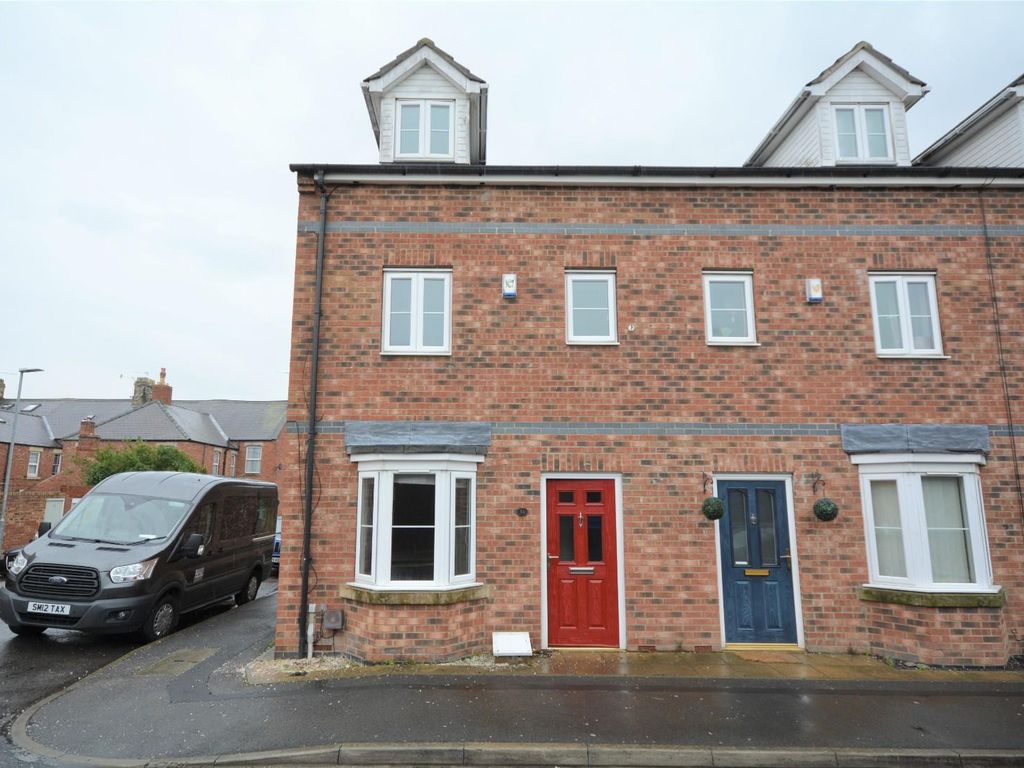 4 bed end terrace house for sale in Percy Street, Bishop Auckland DL14, £130,000