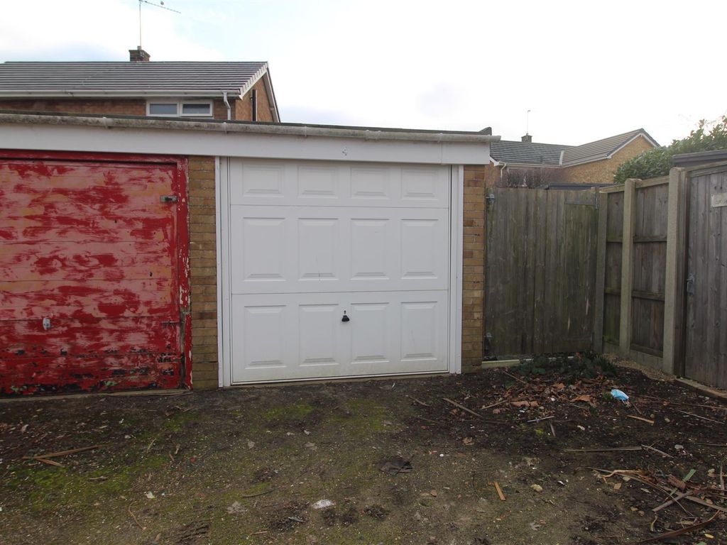 Parking/garage for sale in Cherry Road, Gorleston, Great Yarmouth NR31, £20,000