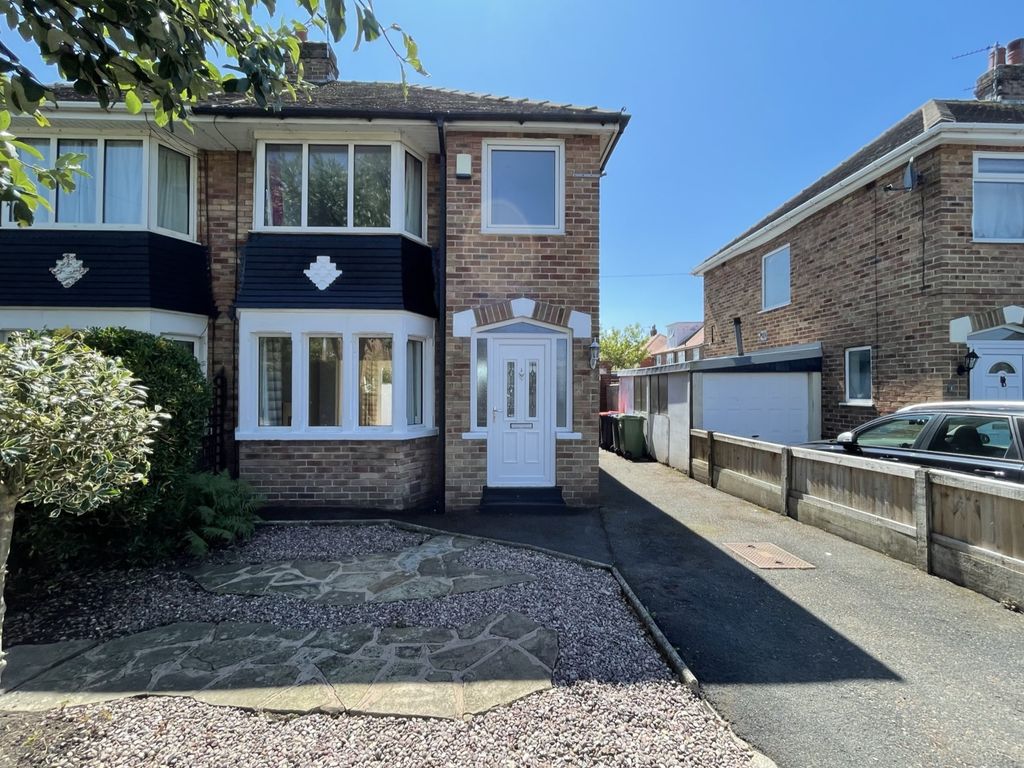 3 bed semi-detached house for sale in Ascot Road, Thornton FY5, £138,950