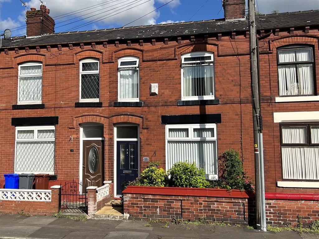 3 bed terraced house for sale in Leng Road, Newton Heath, Manchester M40, £150,000