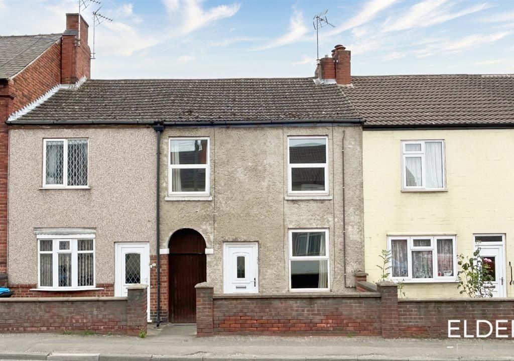 3 bed terraced house for sale in Stanton Road, Ilkeston DE7, £100,000