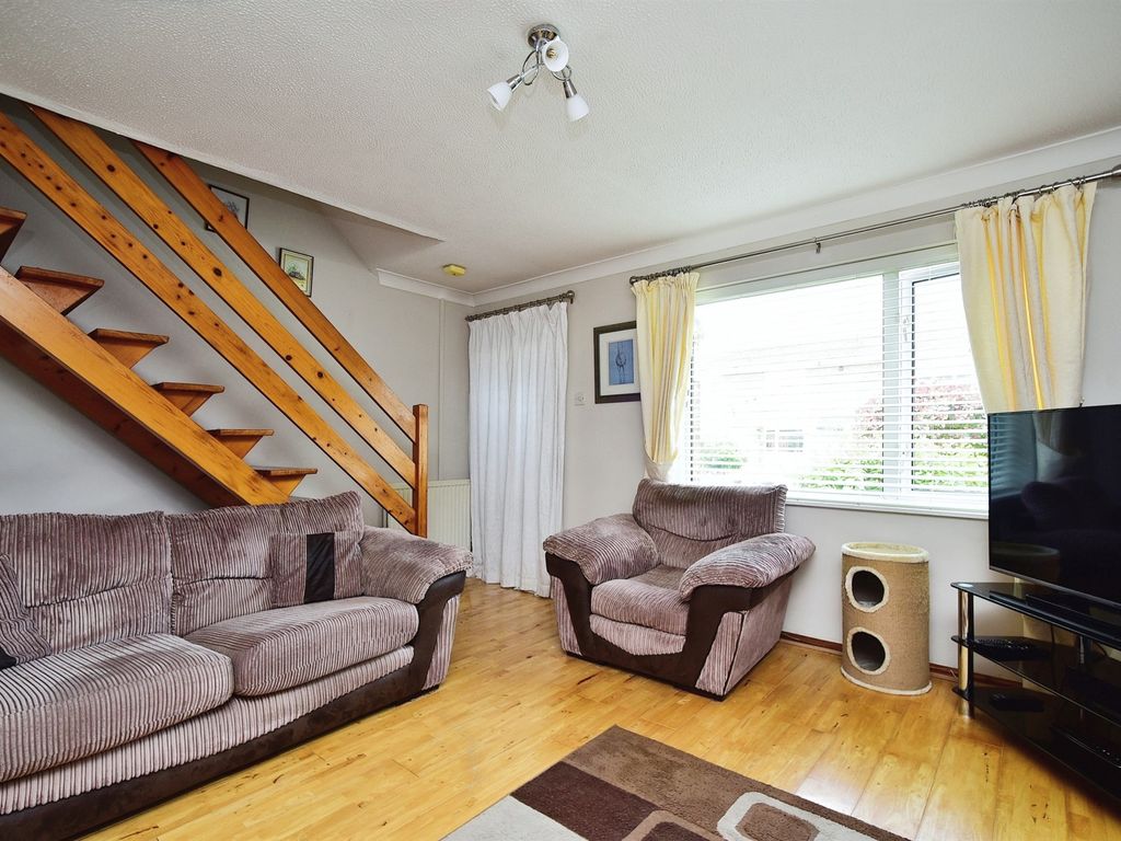 2 bed terraced house for sale in Elmore, Swindon SN3, £220,000