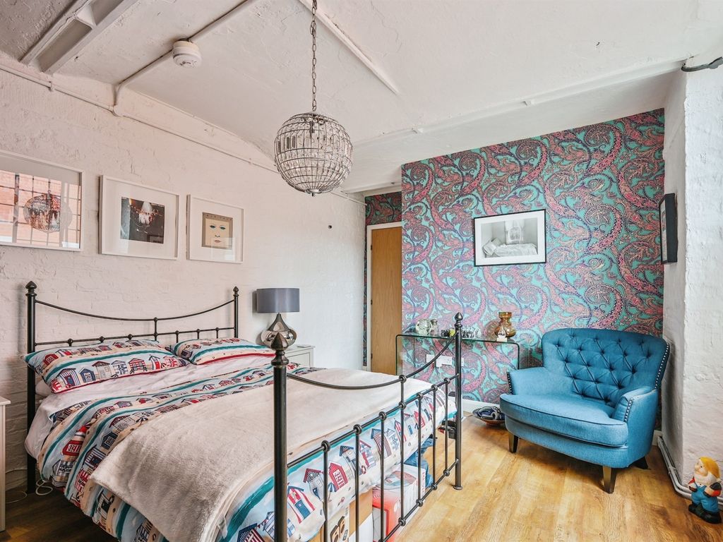 1 bed flat for sale in Lodge Lane, Derby DE1, £112,000