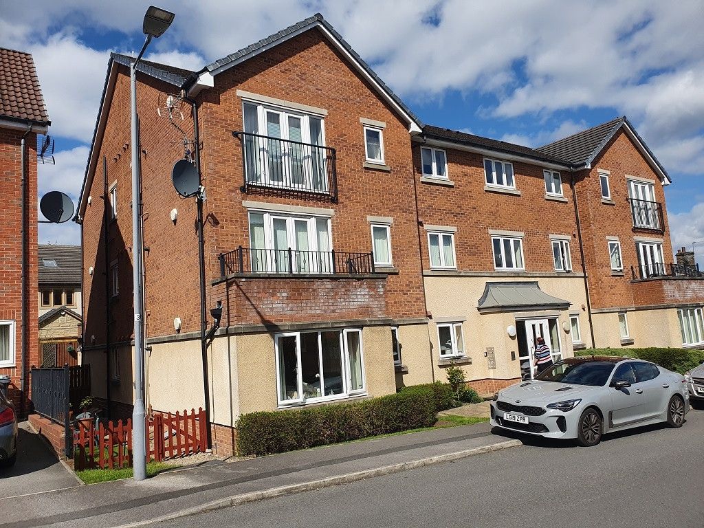 1 bed flat for sale in Cameron Grove, Bradford, West Yorkshire BD2, £110,000