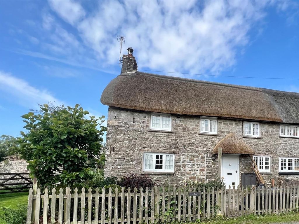 2 bed cottage for sale in East Buckland, Barnstaple EX32, £269,000