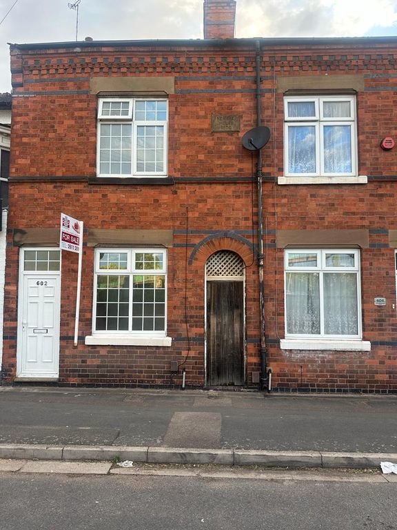 3 bed end terrace house for sale in Melton Road, Leicester LE4, £265,000