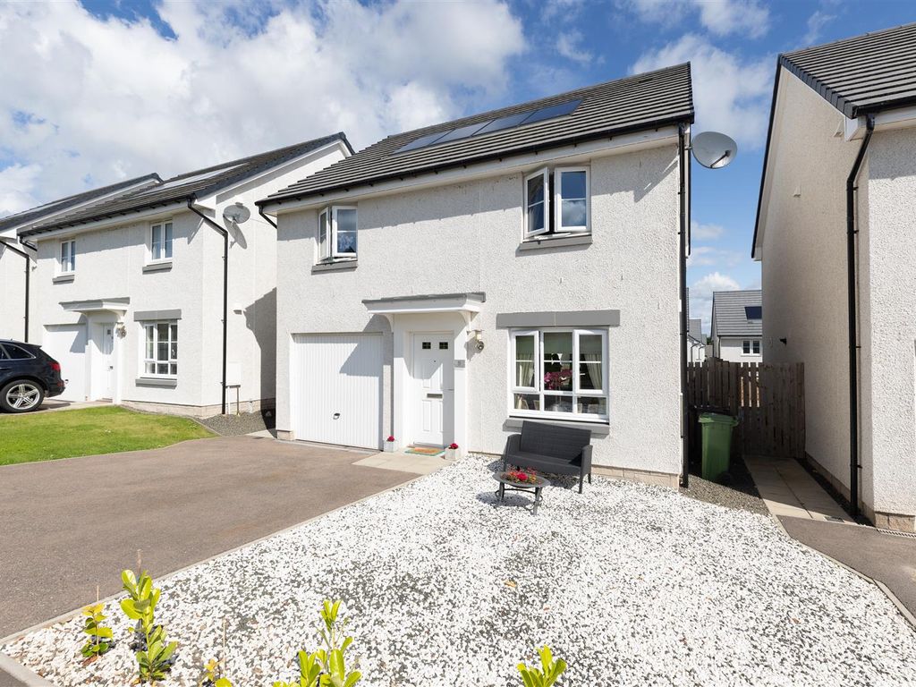 4 bed property for sale in Auld Mart Road, Huntingtower, Perth PH1, £283,950