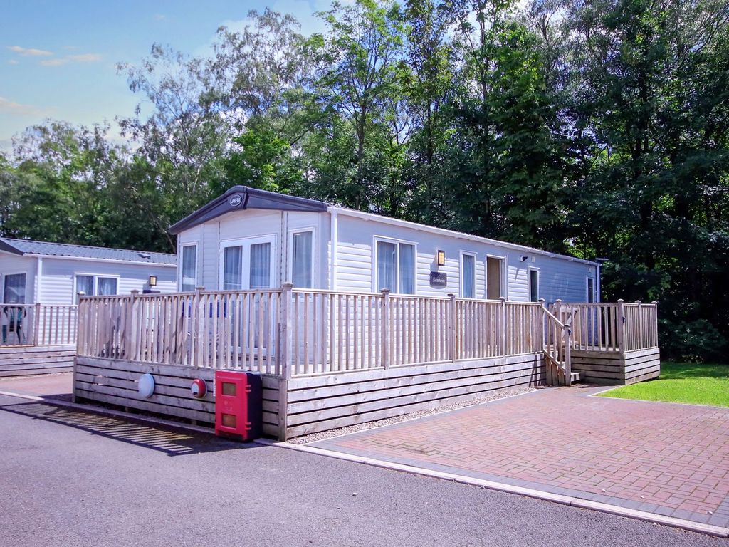 2 bed mobile/park home for sale in The Blenheim, Longtown CA6, £49,750