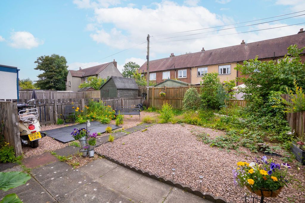 3 bed terraced house for sale in Queens Drive, Larbert FK5, £145,000