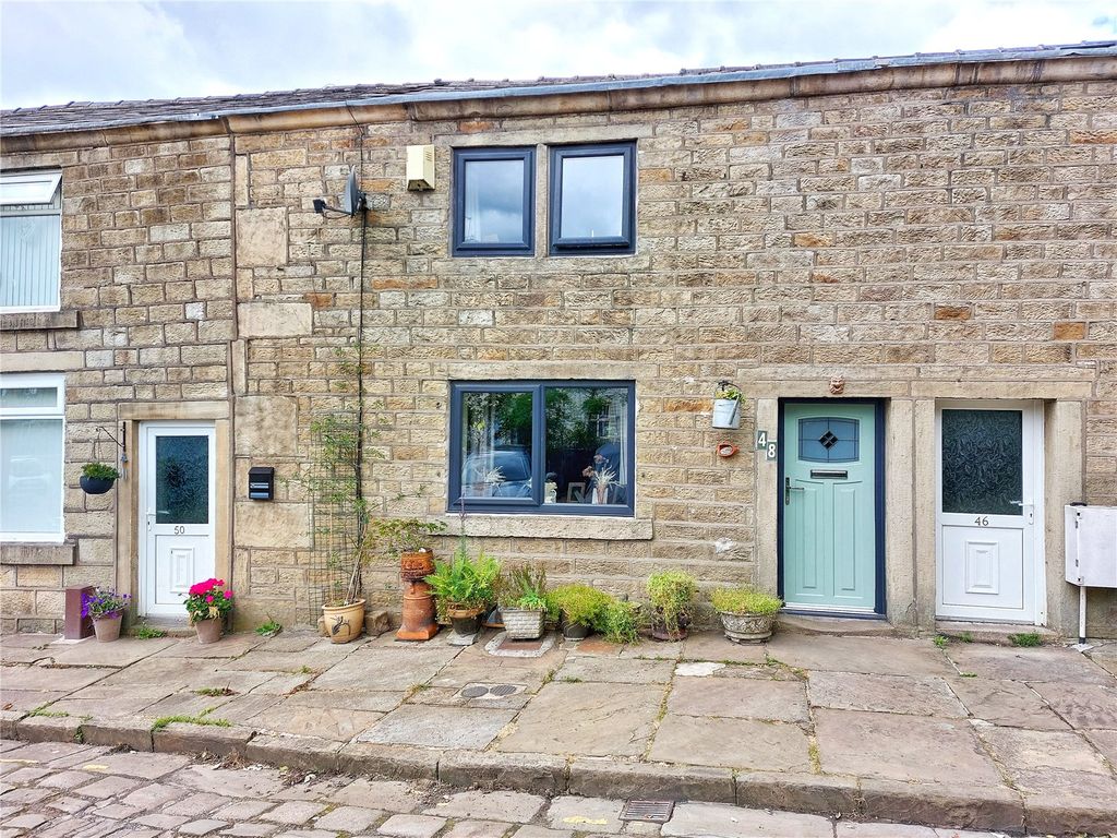 1 bed terraced house for sale in Bury Road, Edenfield, Ramsbottom BL0, £169,950