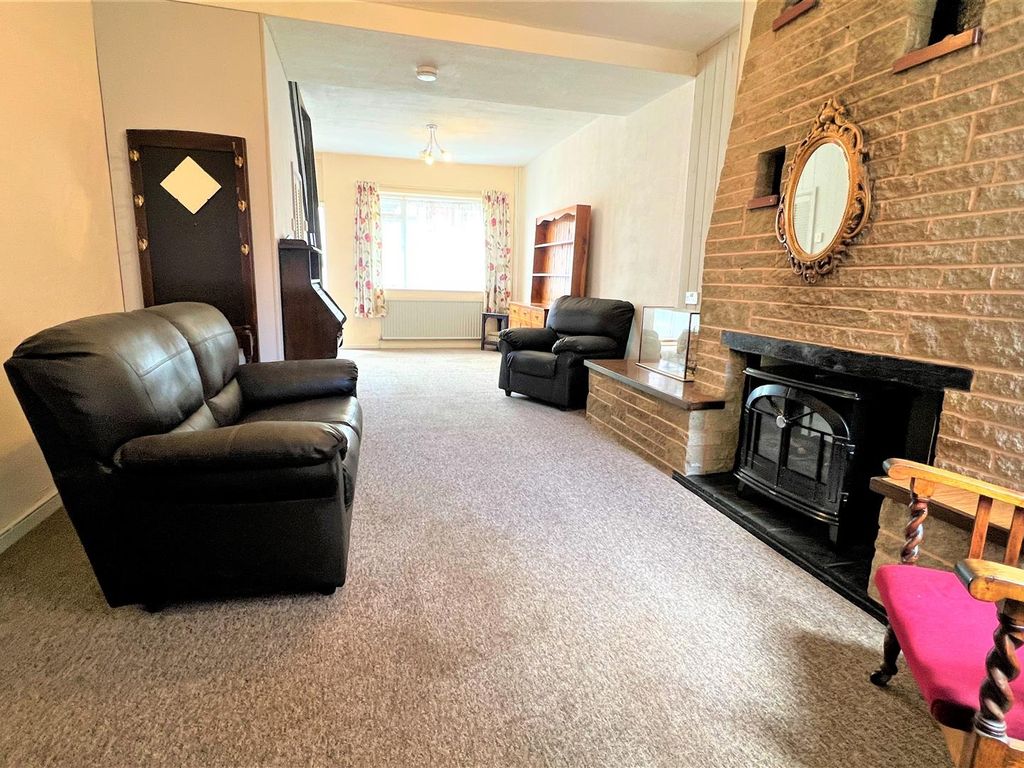 2 bed terraced house for sale in Heathcote Road, Cotteridge, Birmingham B30, £220,000
