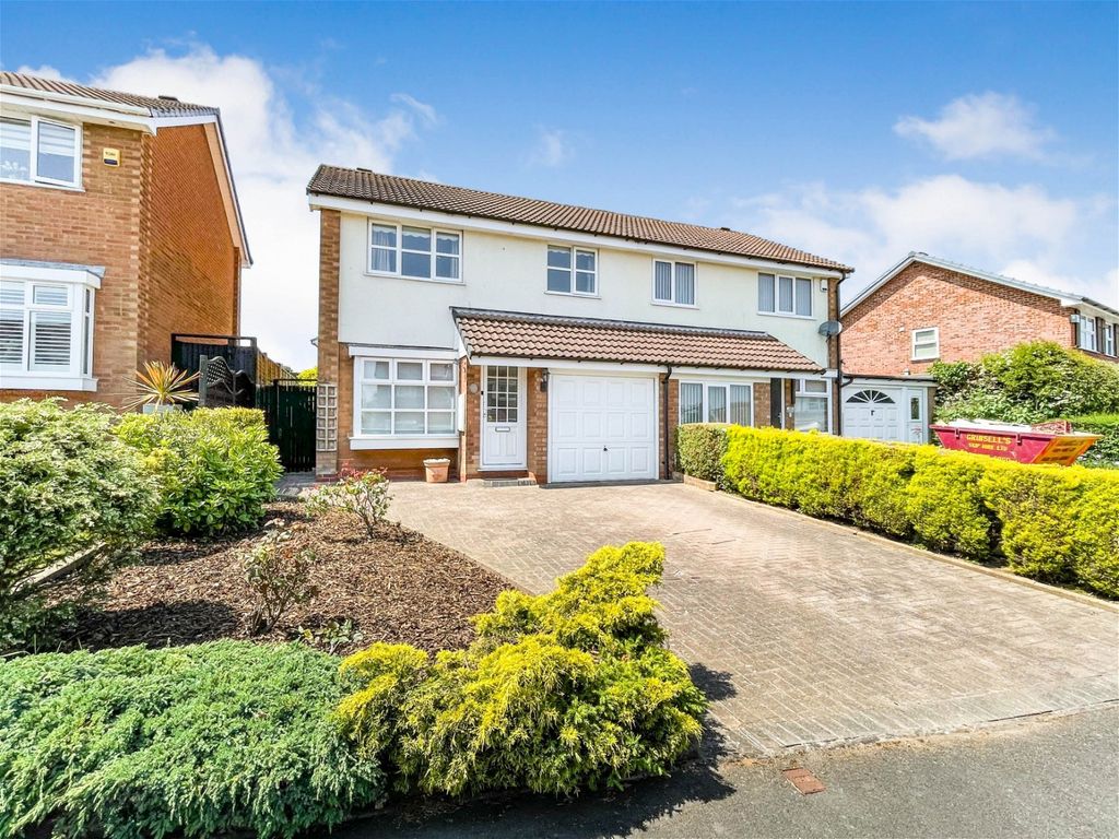 3 bed semi-detached house for sale in Foxhope Close, Birmingham B38, £245,000
