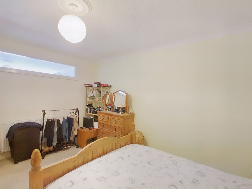 2 bed flat for sale in Craig Y Don Parade, Llandudno LL30, £190,000