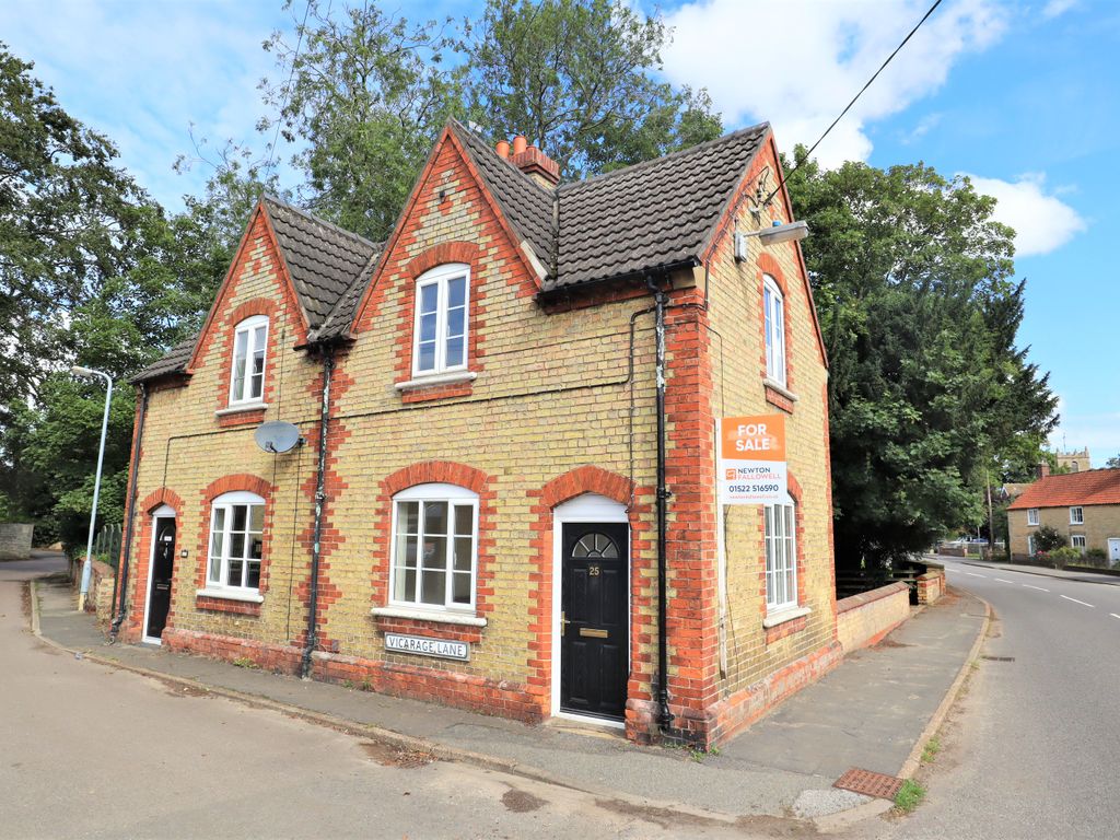 2 bed semi-detached house for sale in Vicarage Lane, Welton LN2, £185,000