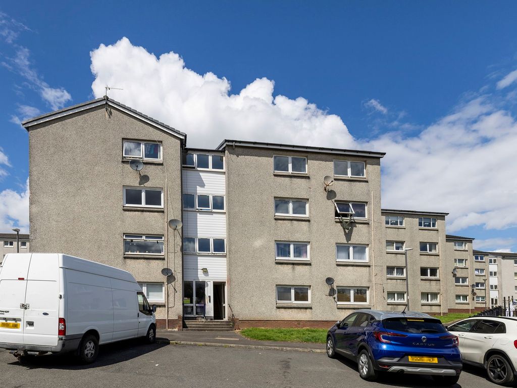 2 bed flat for sale in Dougray Place, Glasgow G78, £59,950