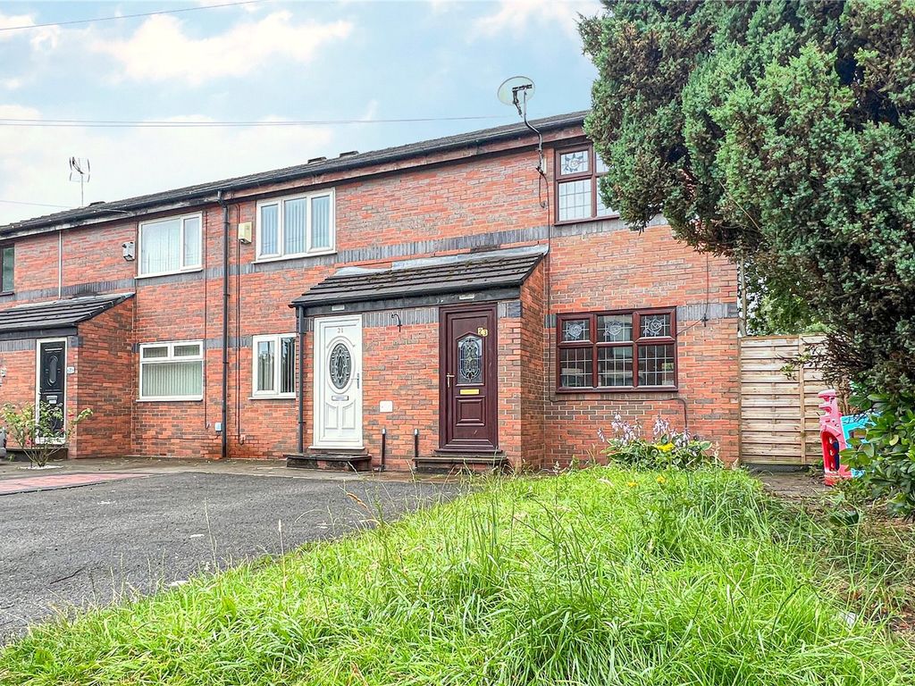 2 bed end terrace house for sale in Briscoe Lane, Newton Heath, Manchester M40, £150,000